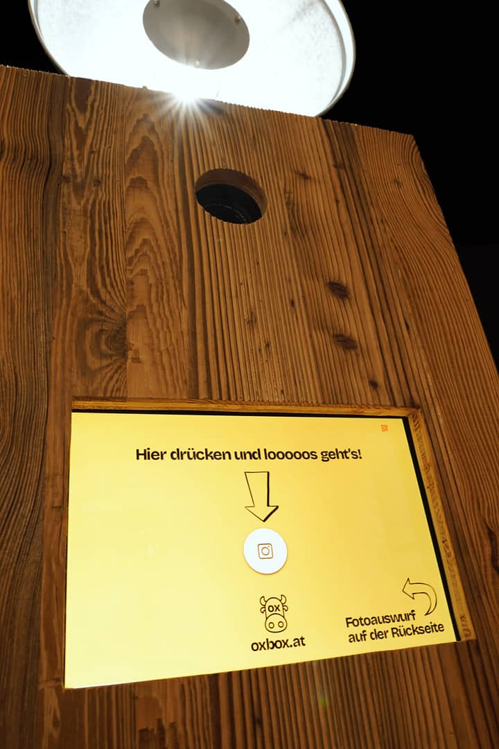 OxBox – Fotobox Salzburg – für Hochzeit, Geburtstag, Event, Veranstaltung – Detailfoto OxBox - Fotobox Salzburg – für Hochzeit, Geburtstag, Event, Veranstaltung - Detailfoto